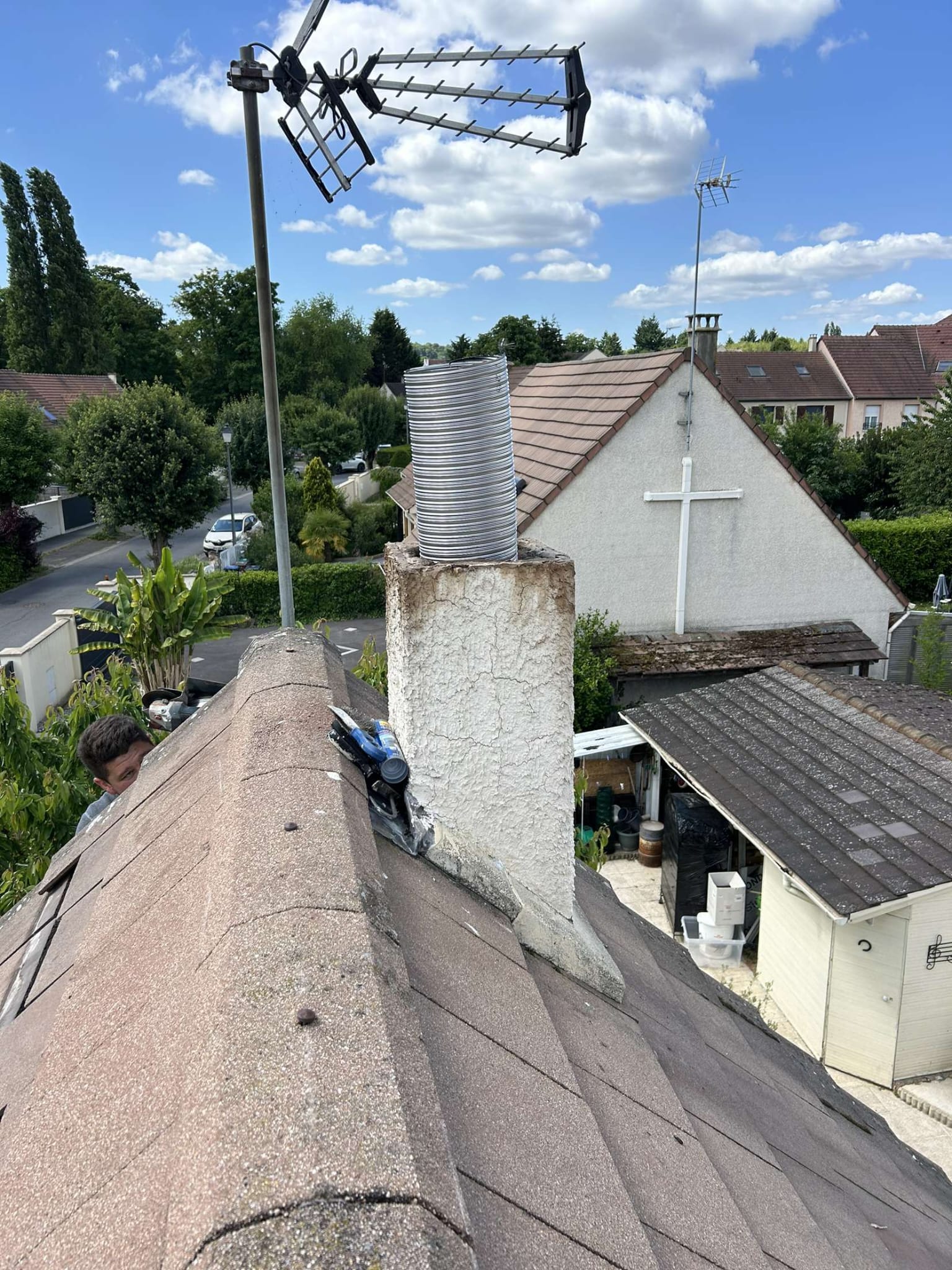 WhatsApp Image 2025-10-19 at 23.34.52 (2)