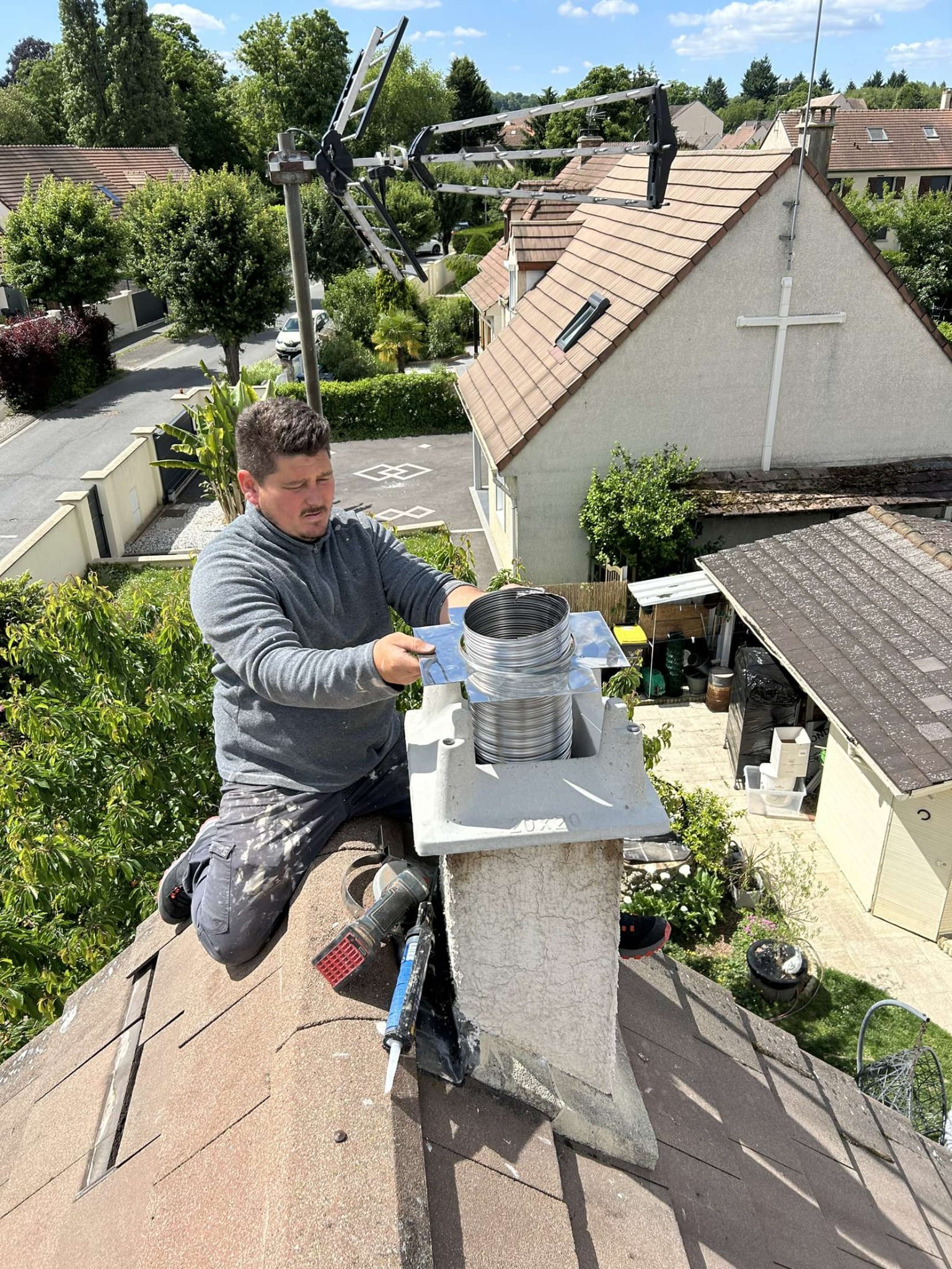 WhatsApp Image 2025-10-19 at 23.35.29 (1)