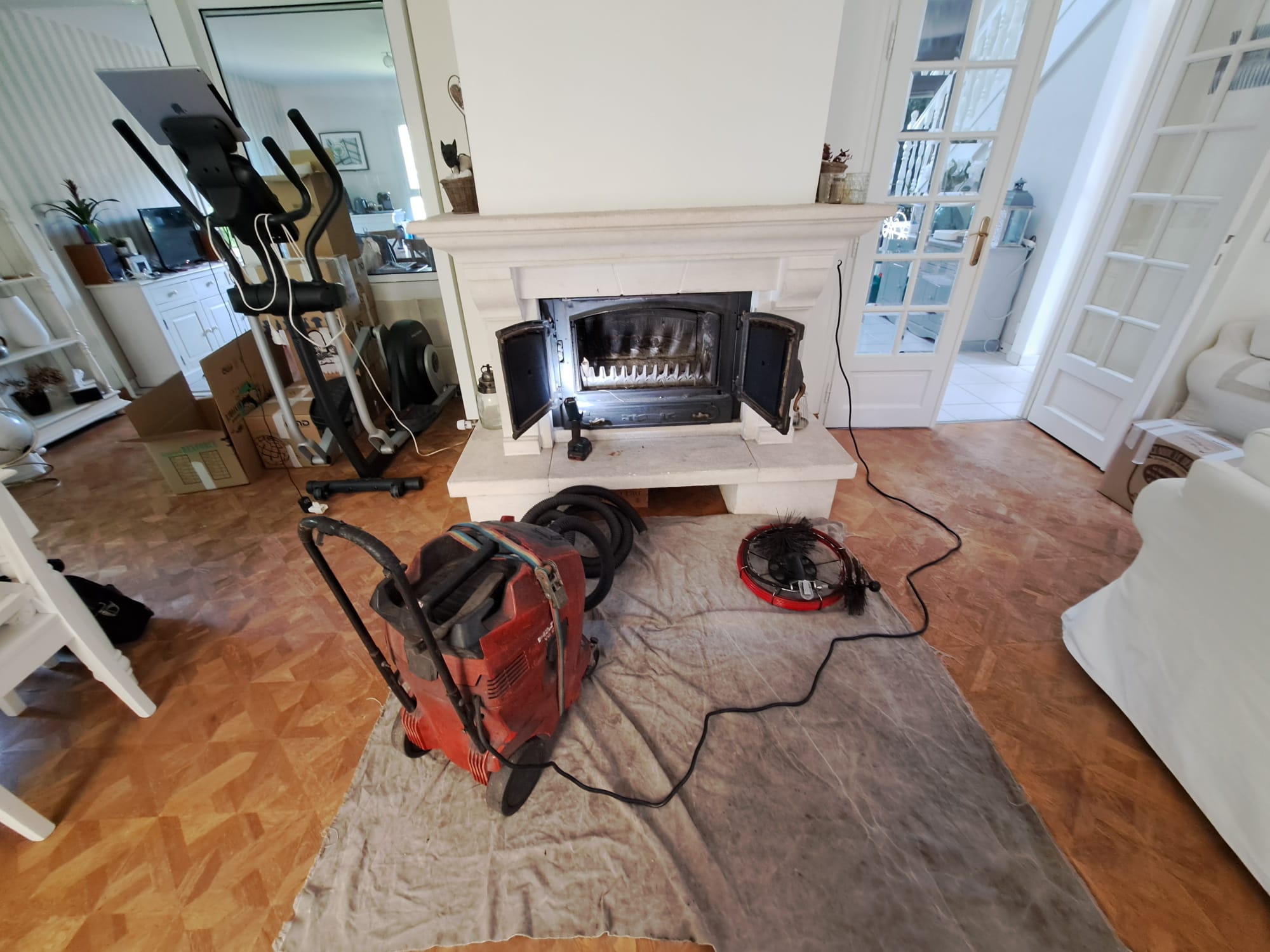 WhatsApp Image 2025-10-19 at 23.35.30 (2)