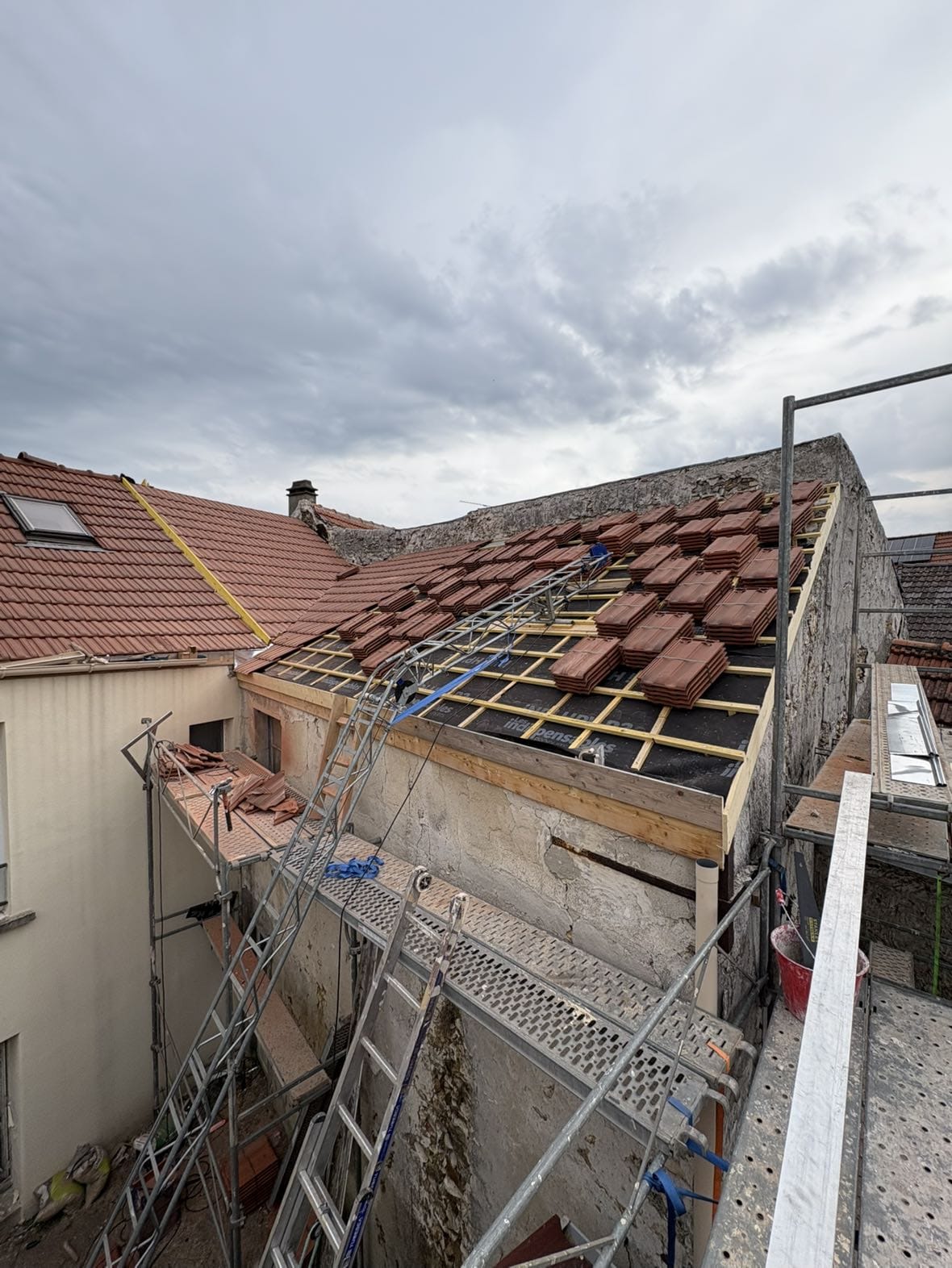 WhatsApp Image 2025-10-19 at 23.35.31 (2)