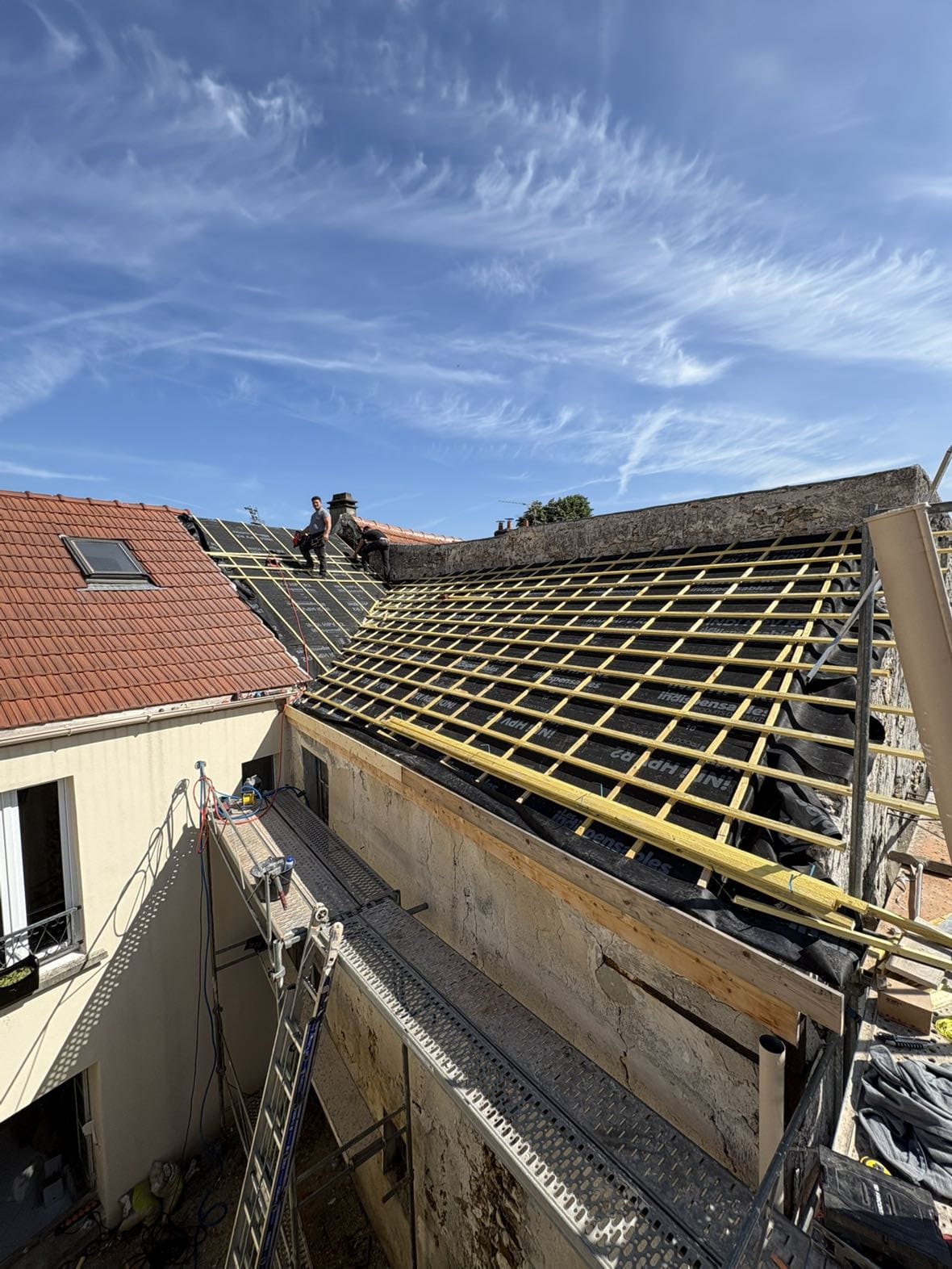 WhatsApp Image 2025-10-19 at 23.35.33 (4)