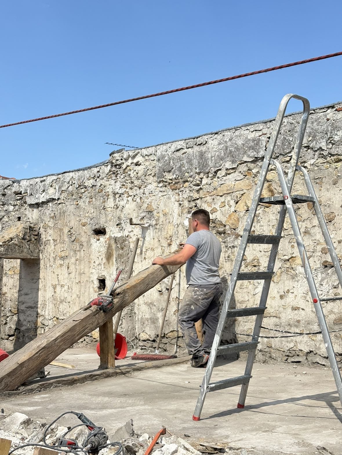 WhatsApp Image 2025-10-19 at 23.35.39 (2)