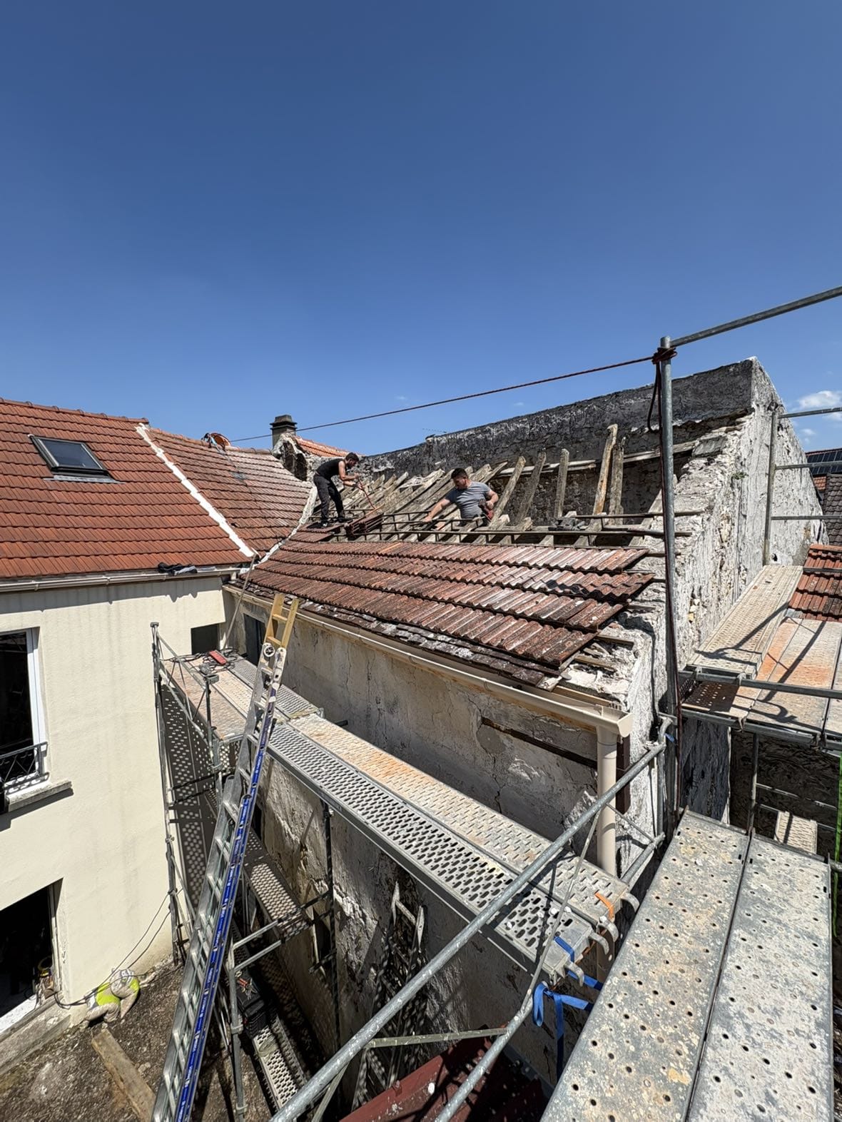 WhatsApp Image 2025-10-19 at 23.35.41 (4)