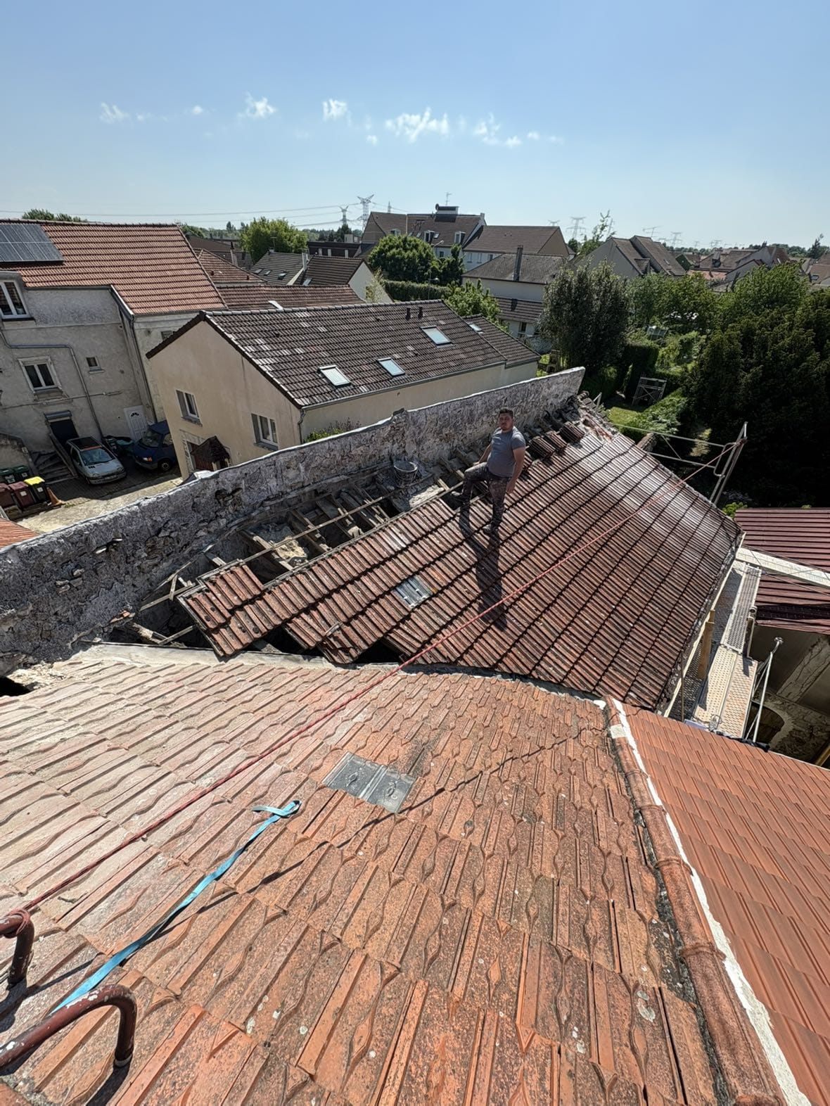 WhatsApp Image 2025-10-19 at 23.35.42 (2)