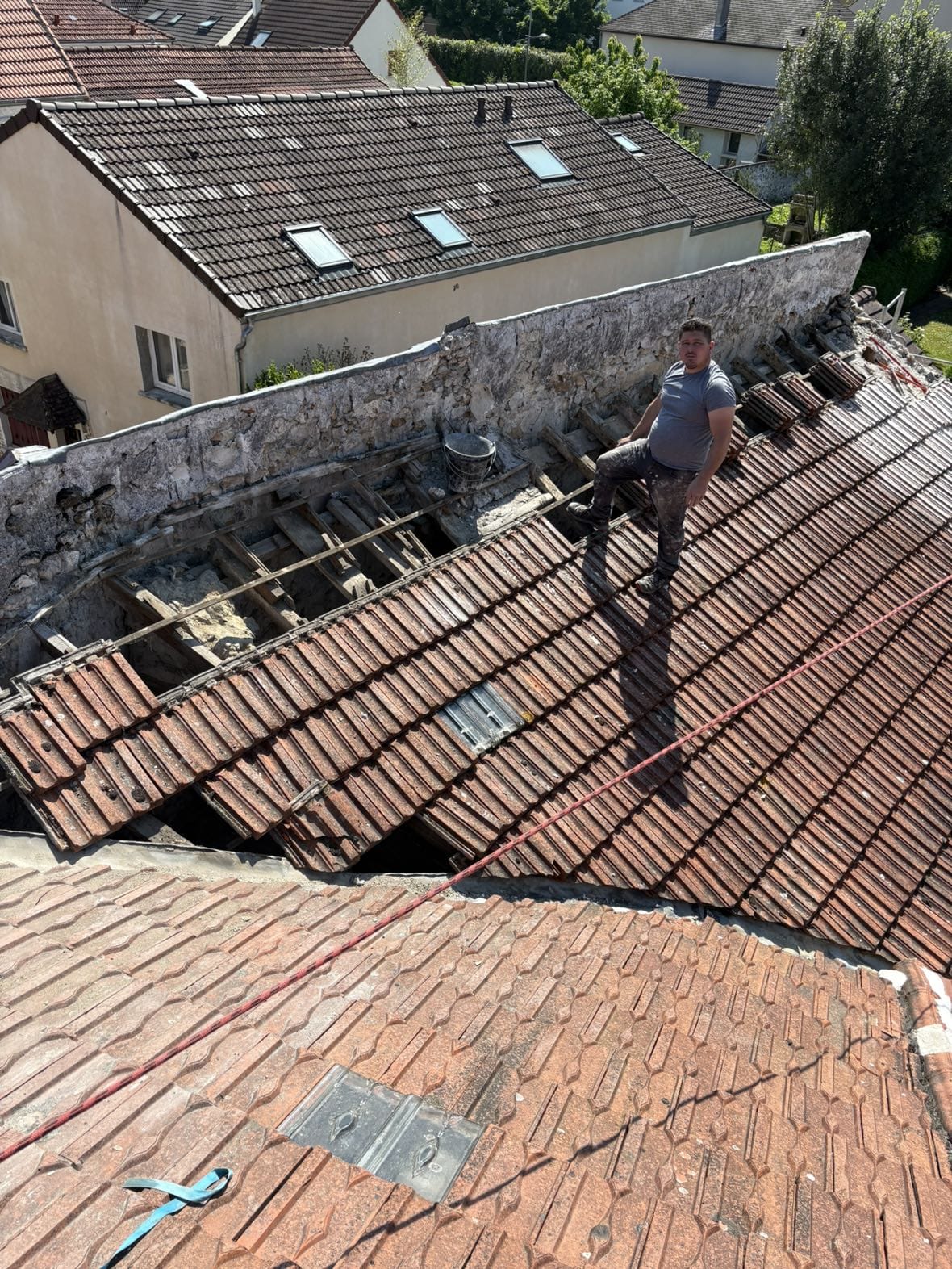 WhatsApp Image 2025-10-19 at 23.35.42