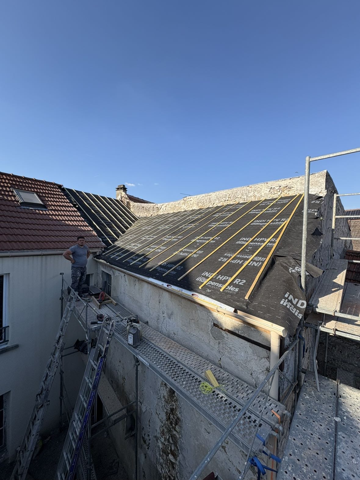 WhatsApp Image 2025-10-19 at 23.35.44 (2)