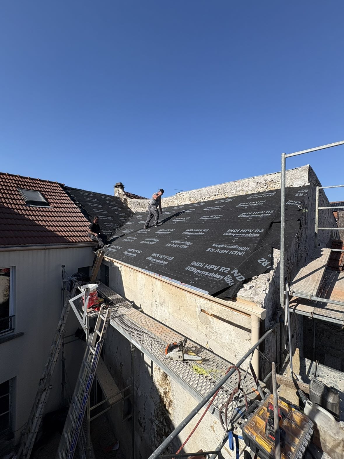 WhatsApp Image 2025-10-19 at 23.35.44 (4)