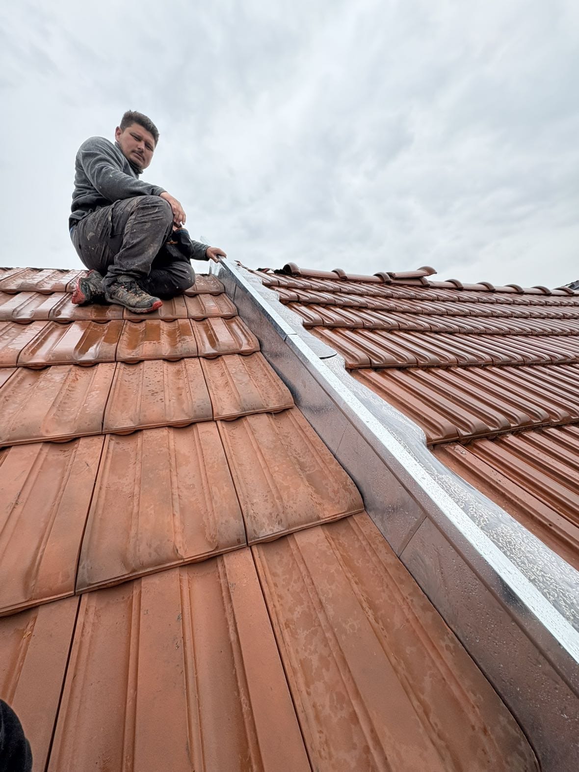 WhatsApp Image 2025-10-19 at 23.35.44