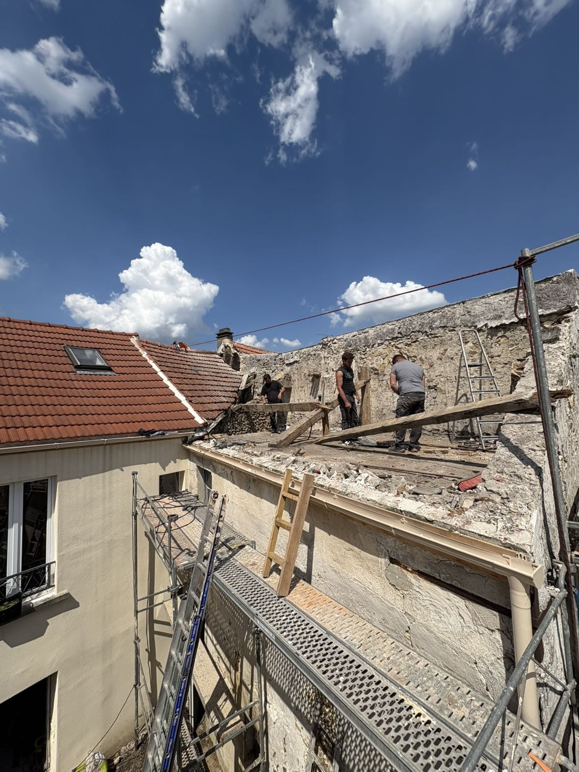 WhatsApp Image 2025-10-19 at 23.35.46 (3)